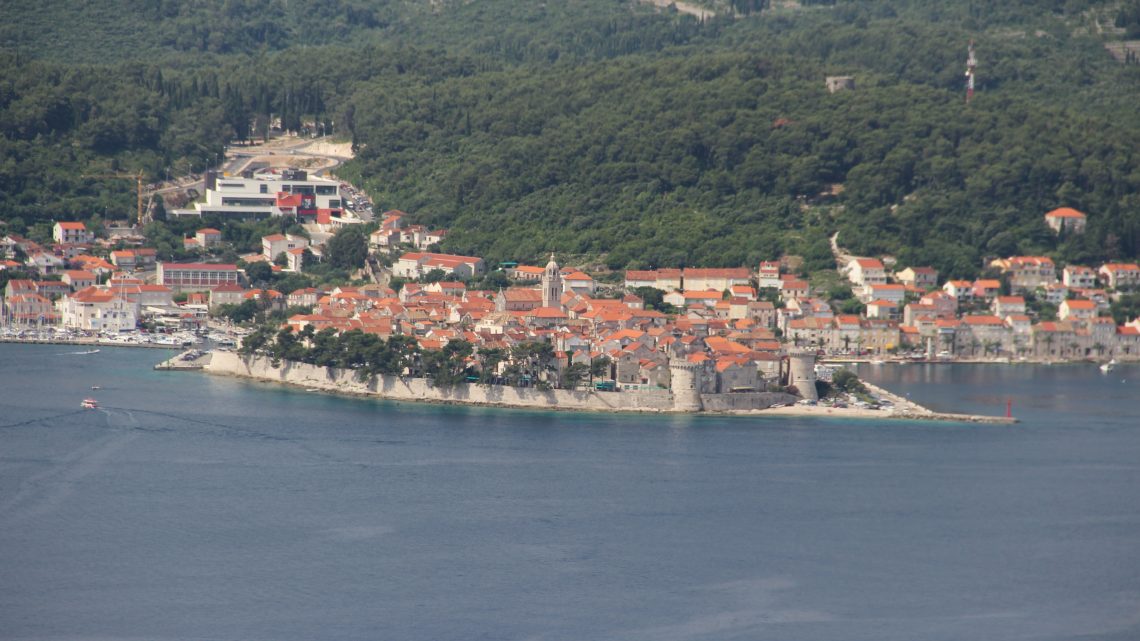 L’ile de Korcula vue depuis le monastère d’Orebic