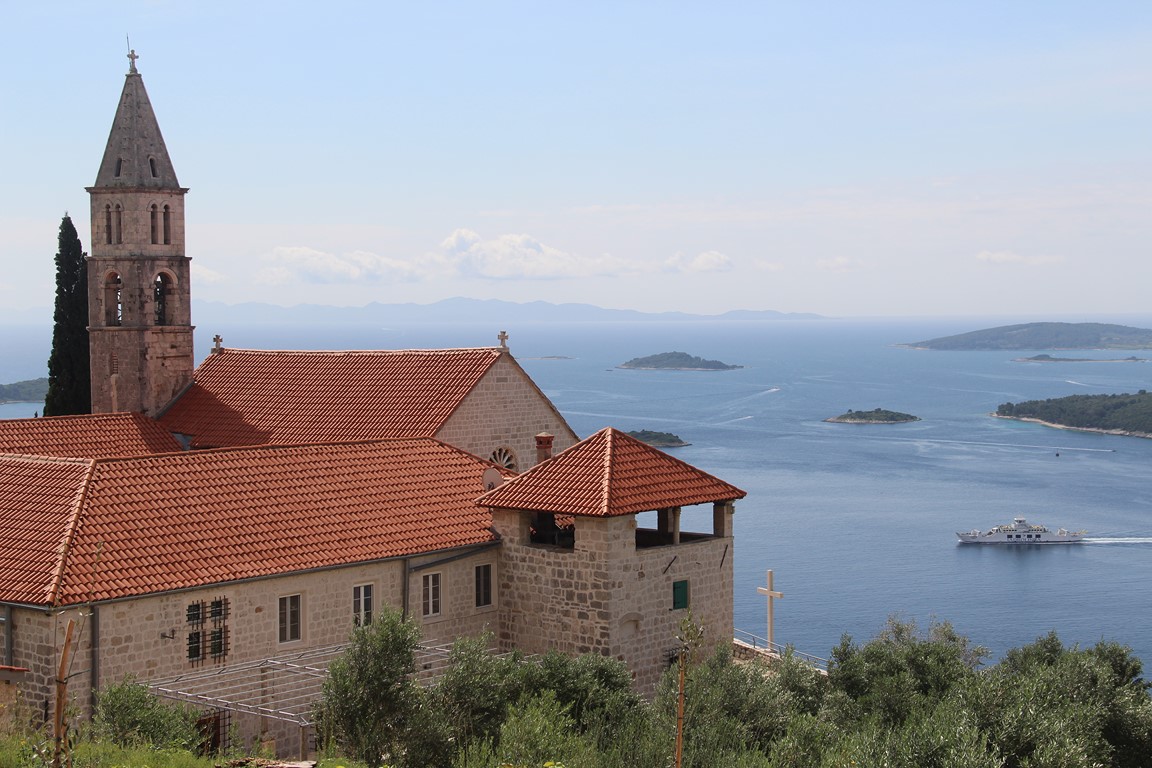 L’ile de Korcula vue depuis le monastère d’Orebic