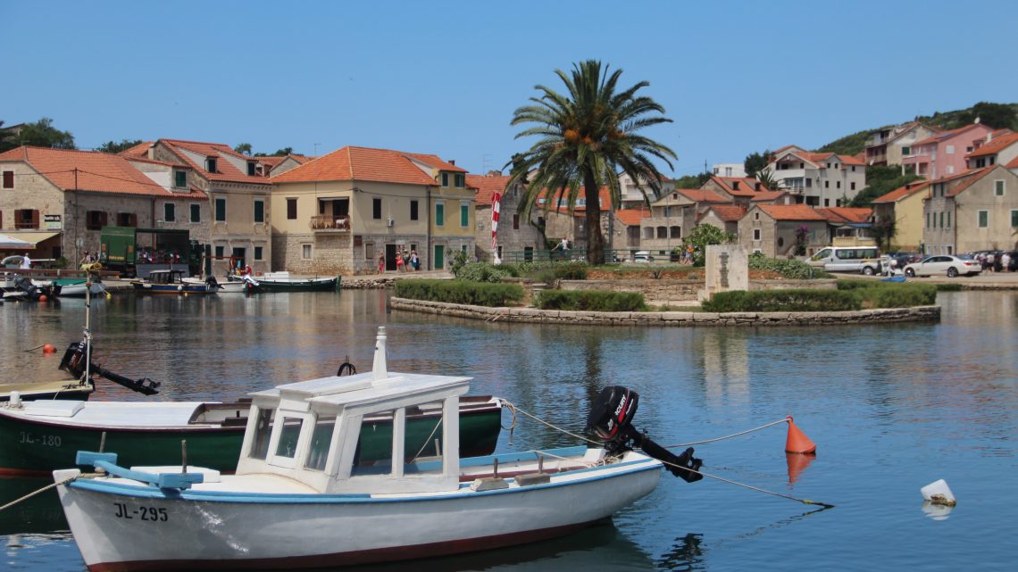 Le port de Jelsa